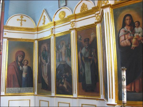  - Cerkiew Opieki Matki Boskiej. Wnetrze, fragment ikonostasa