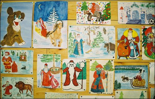 Biełaviežskaja pušča.  Residence of Dzied Maroz (Grandfather Frost)