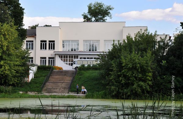 Dobruš. Town streets 
