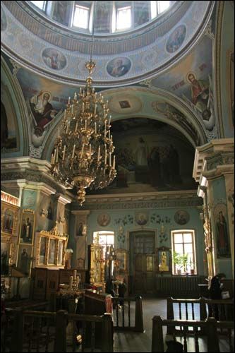 Sobór ŚŚ. App. Piotra i Pawła . Wnętrze, fragment. 05 2008  - Sobór ŚŚ. App. Piotra i Pawła. Wnętrze, fragment. 05 2008