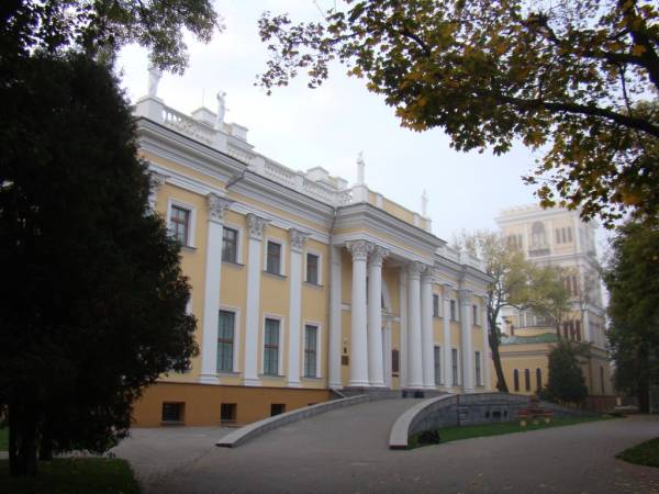  - Estate Rumyantsev-Paskevich. 