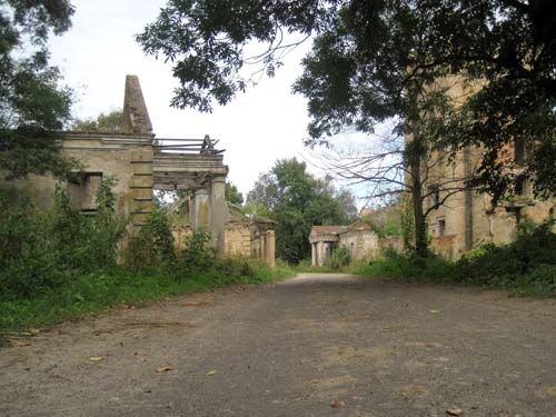  - Dwór Jastrzębskich. Fragment zabudowy dworskiej