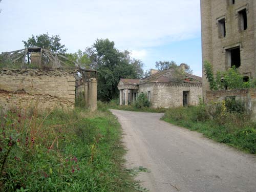  - Dwór Jastrzębskich. Fragment zabudowy dworskiej