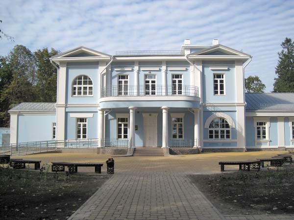 Chojniki. Zespół dworsko-parkowy Awraamowych