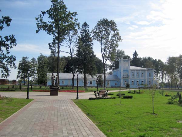 Chojniki. Zespół dworsko-parkowy Awraamowych