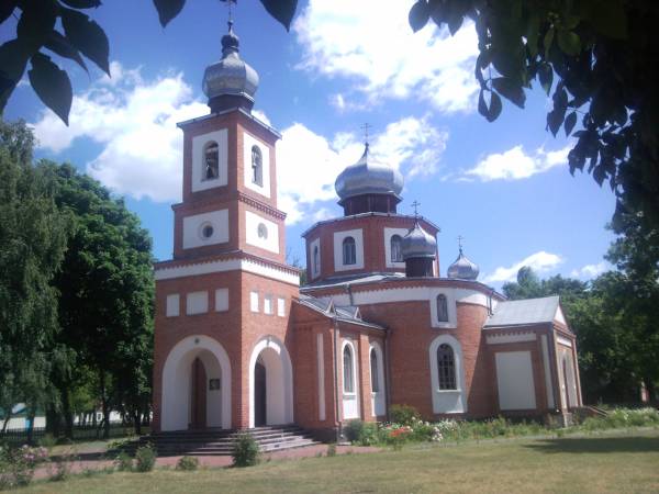  - Вуліцы гораду . Свята-Троiцкая царква у г. п. Лельчыцы.