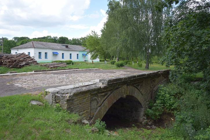  - Park dworski Horwattów. 