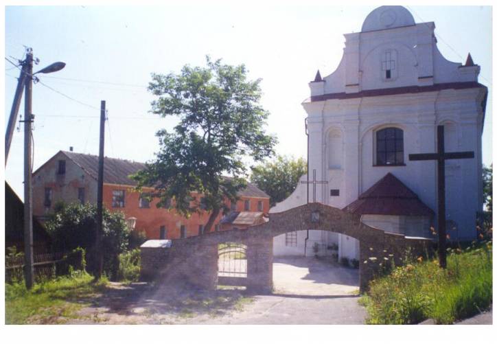  - Kościół Św. Michała Archanioła i klasztor cystersek. 