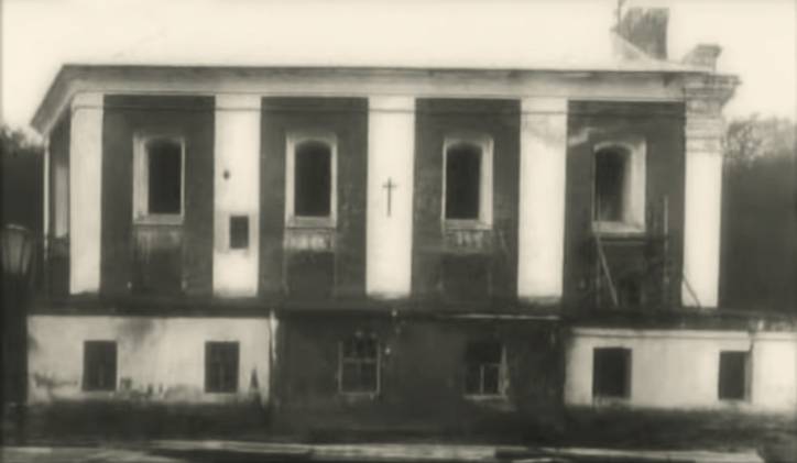  - Kościół Św. Michała Archanioła i klasztor cystersek. 