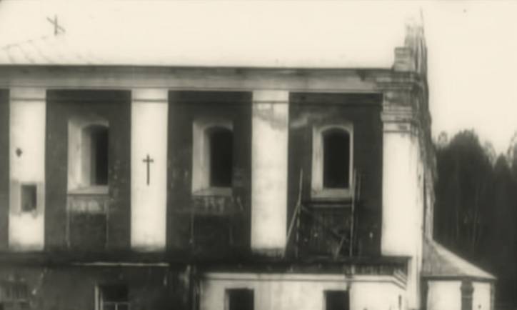  - Kościół Św. Michała Archanioła i klasztor cystersek. 