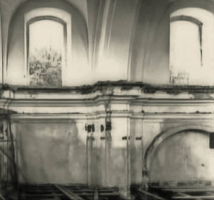  - Kościół Św. Michała Archanioła i klasztor cystersek. 