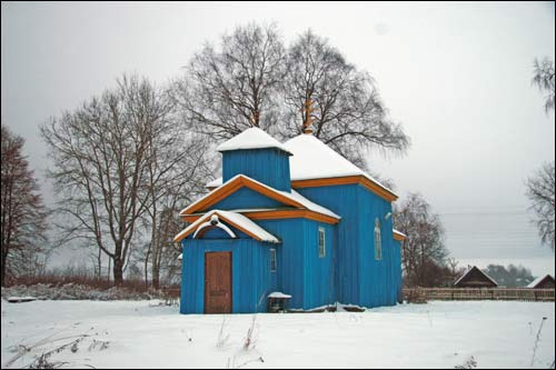 Cerkiew Św. Mikołaja Cudotwórcy . Widok fasady głównej (zachodniej), 12 2008  - Cerkiew Św. Mikołaja Cudotwórcy. Widok fasady głównej (zachodniej), 12 2008