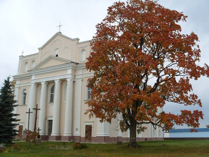Астравец. Касцёл Святых Космы і Даміяна