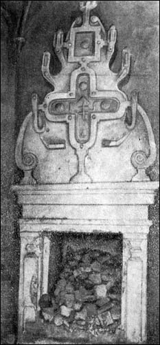  -  Замок Сапегов, руины. Камин в замковой башне, фото 1950-60-х гг.