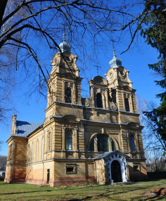 Дворец. Костёл Святого Антония Падуанского