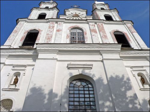  - Kościół Wniebowzięcia NMP. Fasada główna