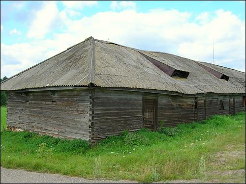  - Гаспадарчы двор . Гаспадарчая пабудова (фота 26.07.2007)