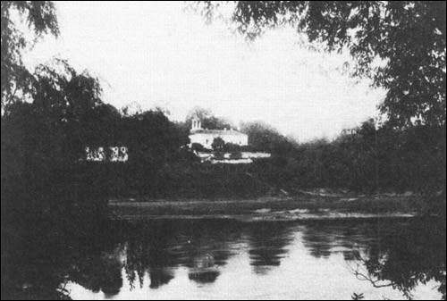 Poniemuń (Grodno). Zespół pałacowo-parkowy Lachnickich