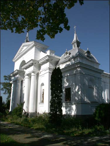 Indura. Kościół Św. Trójcy