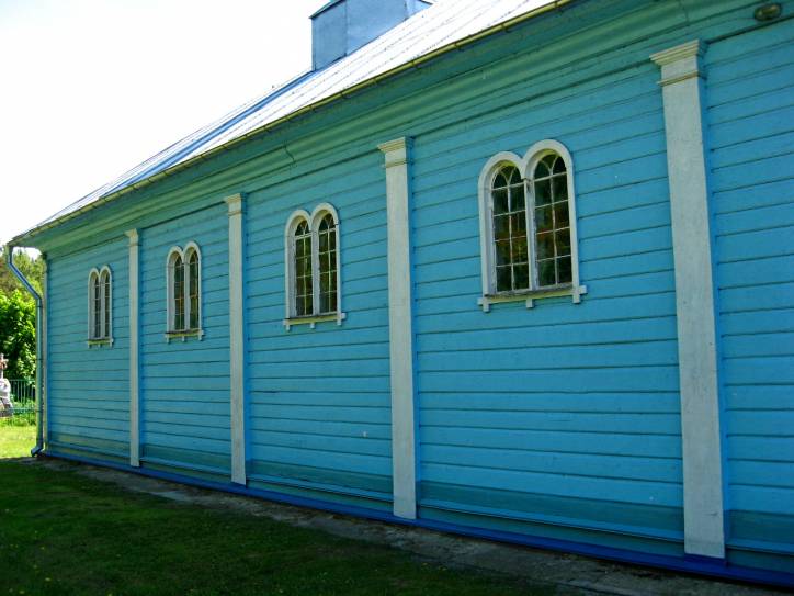 Комотово |  Церковь Преображения Господня. 