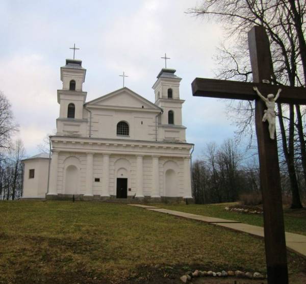 Varonča. Catholic church of St. Anne