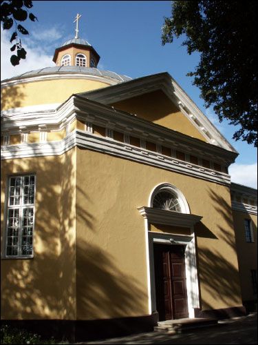  - Церковь Святого Архангела Михаила. 