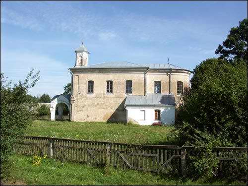 Novadzieviatkavičy. Catholic church of St. Peter and St. Paul