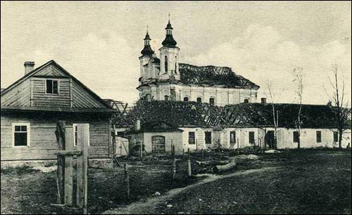  - Kościół św. Andrzeja Apostoła. Kościół na pocztówce z 1916 r