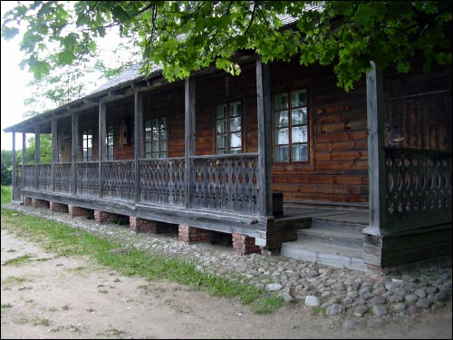 Kuszlany. Zespół dworsko-parkowy