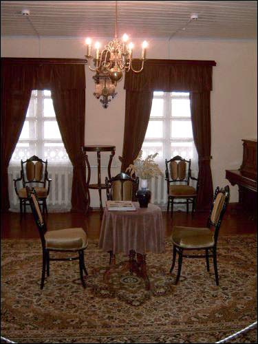 Kuszlany. Zespół dworsko-parkowy