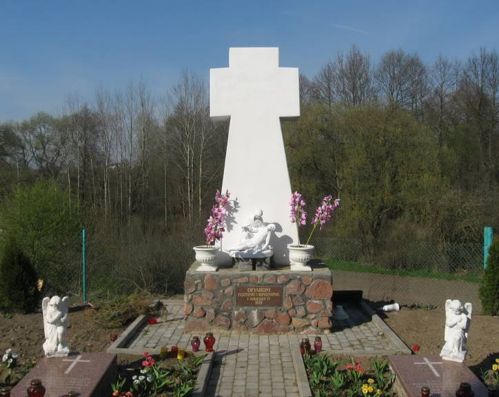 Войстам. Касцёл Святой Тройцы