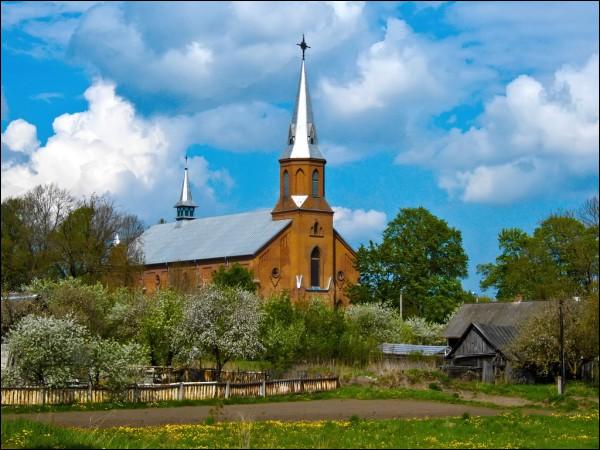 Ladsk.  Catholic church of St. Stanislaus