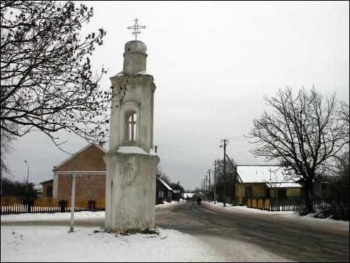 Ražanka. Road chapel 