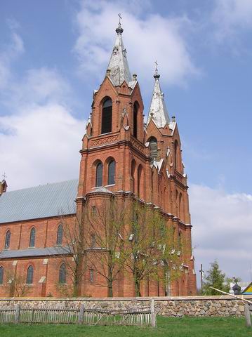 Staryja Vasiliški. Catholic church of St. Peter and St. Paul