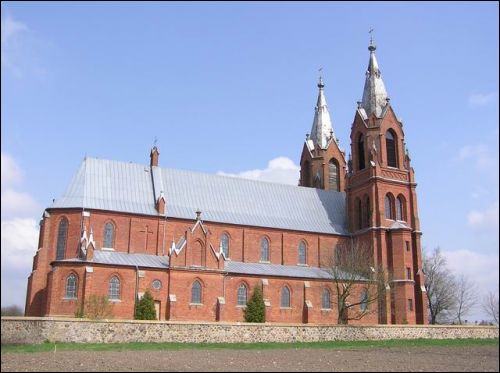 Staryja Vasiliški. Catholic church of St. Peter and St. Paul
