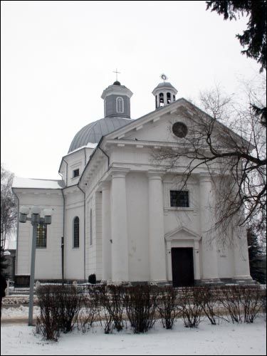 Щучин. Костёл Святой Терезы и кляштор пиаров