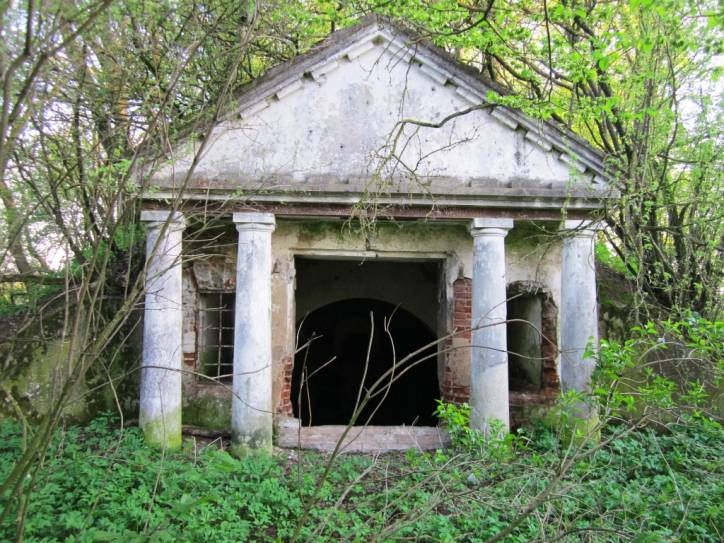 Černichava Vierchniaje. The tomb of Rdułtowski