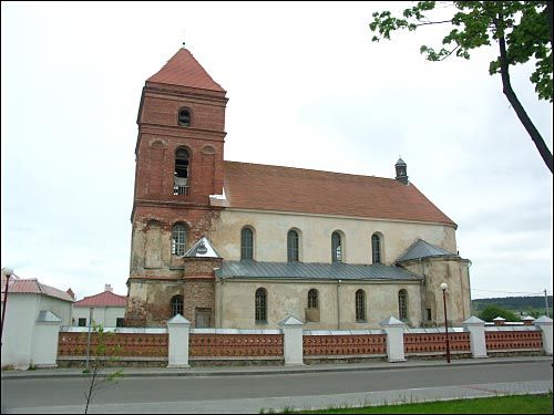  - Касцёл Святога Мікалая. Бакавы фасад