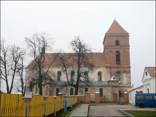  - Касцёл Святога Мікалая. Бакавы фасад