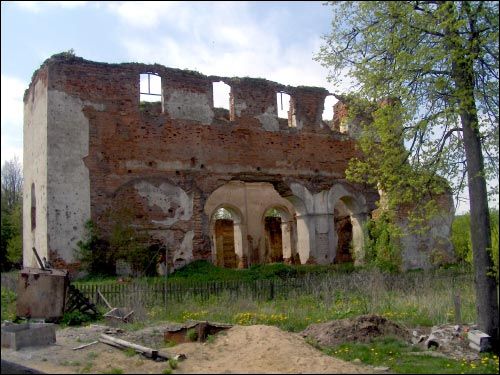 Navaspask. Orthodox church (ruins)