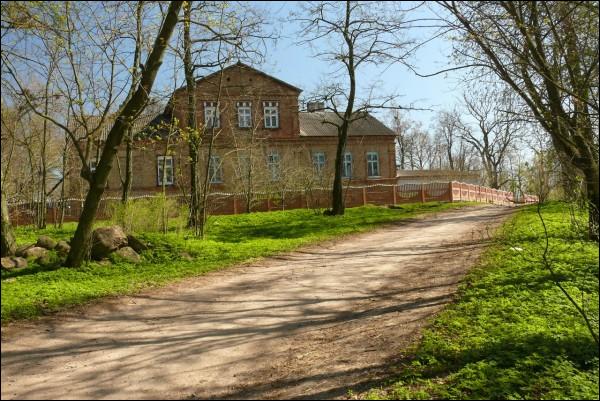  - Усадебно-парковый ансамбль . Усадебный дом в Ликовке