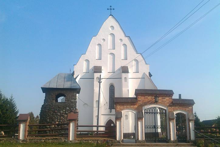 Iszkołdź. Kościół Św. Trójcy