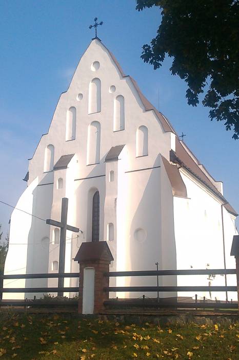Iszkołdź. Kościół Św. Trójcy