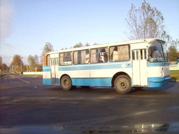  - Krajobrazy . Autobus Żemłosław-Iwie