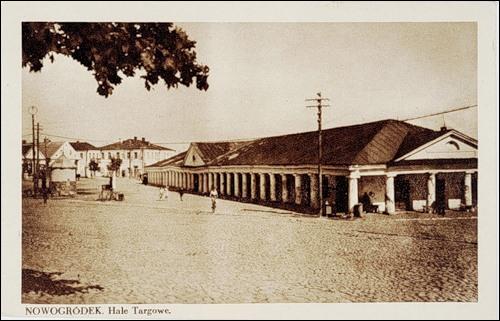 Nowogródek. Hale targowe 
