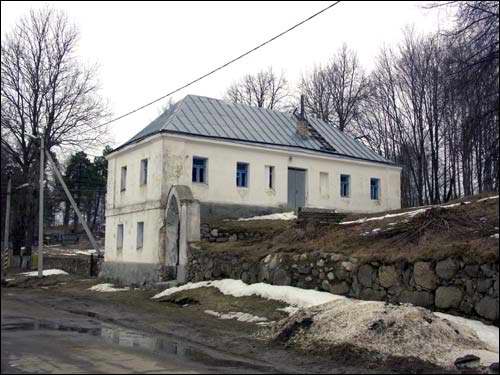  -  Плебания. 