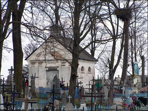 Mosty Prawe. Cmentarz stary katolicki. Kaplica