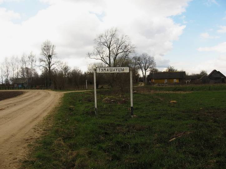 Tumašaŭcy. In the village 