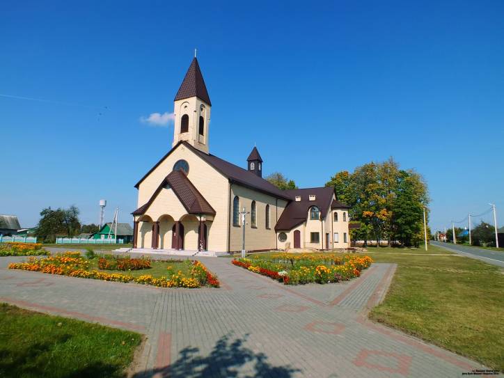 Juraciški. In the village 