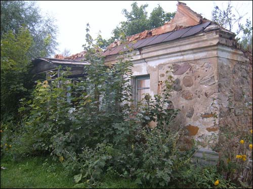  - Manor . 